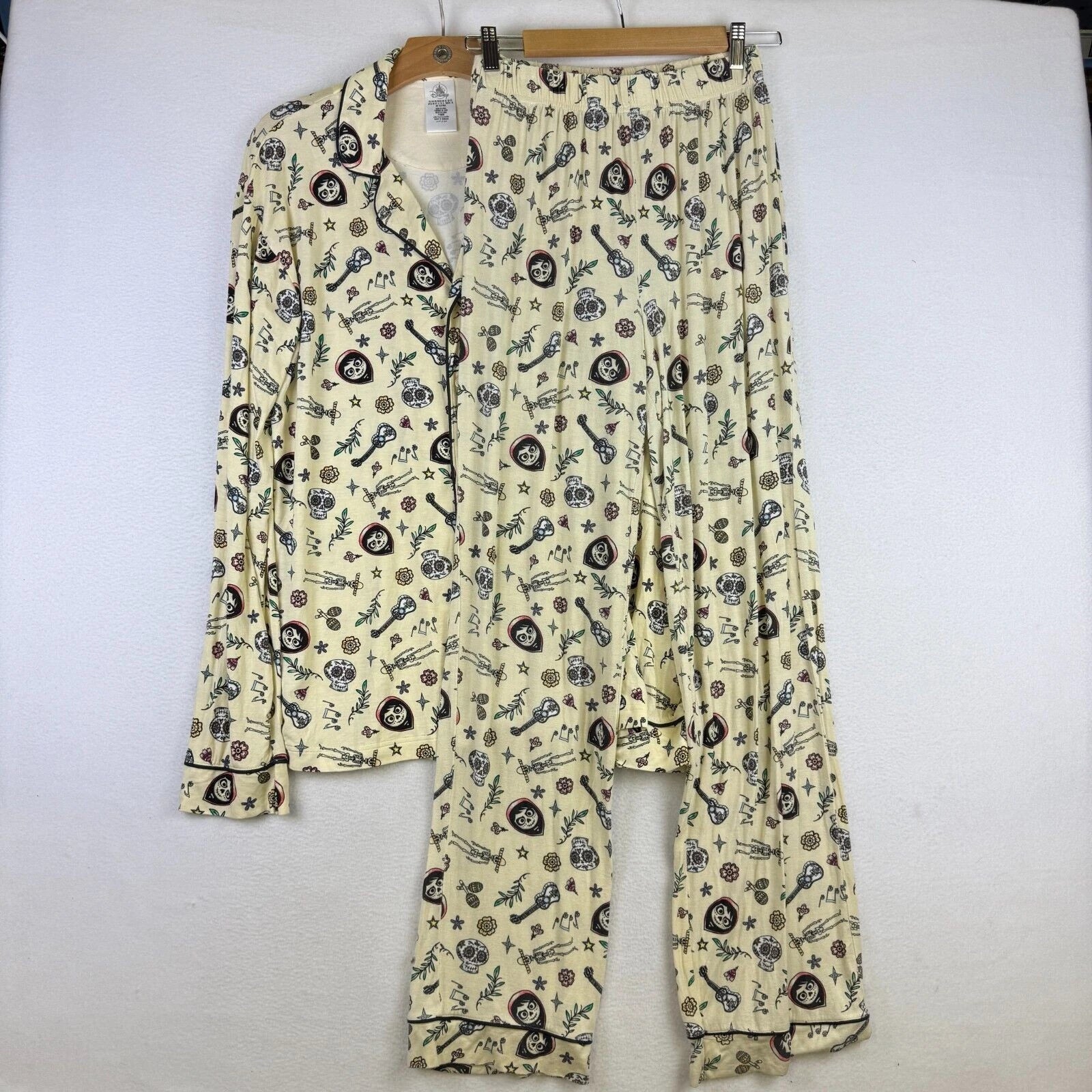 Disney Pixar Coco Cinco De Mayo Pajama Set Women's XS