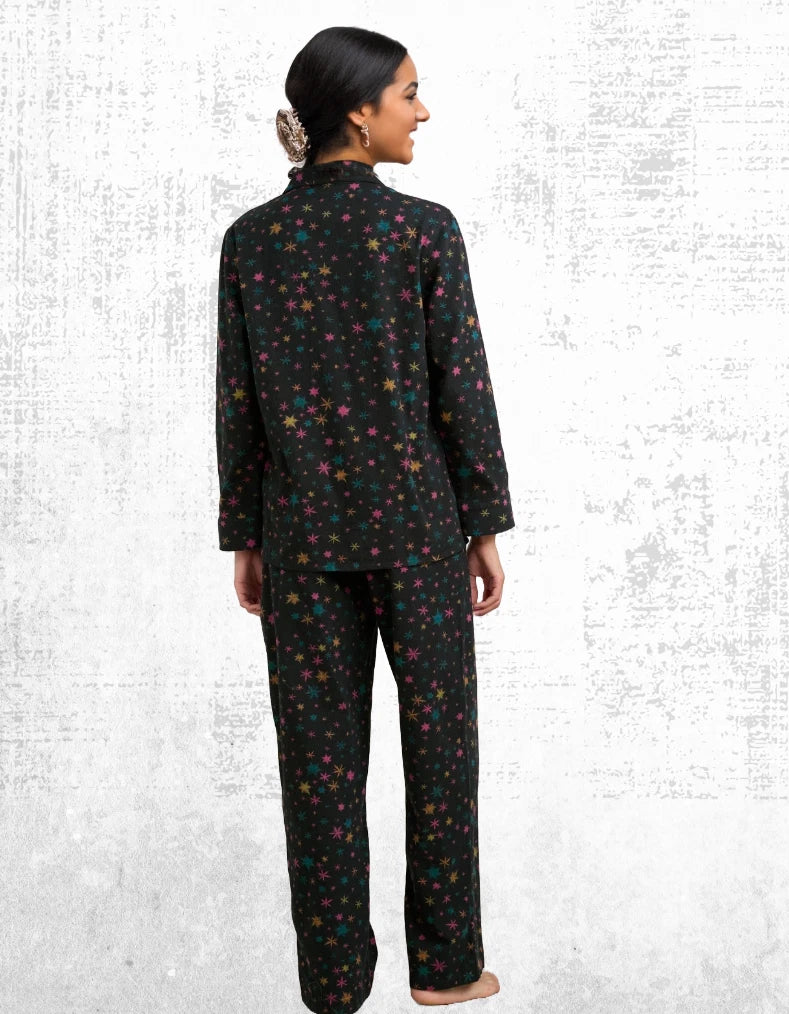 Ex Seasalt Women’s Long Sleeve Cotton Pyjama Set in Black Multi Snow