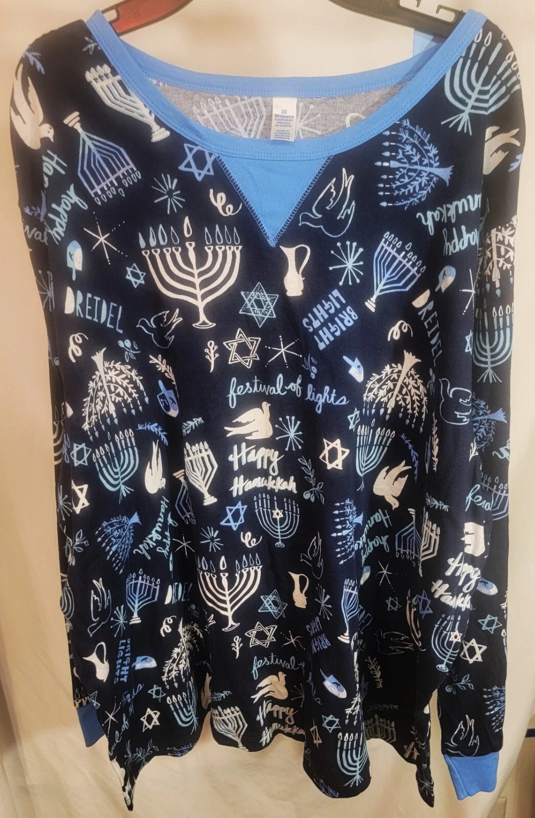 Universal Tread-Women's Blue Hanukkah 2pc pajama set size 2XL