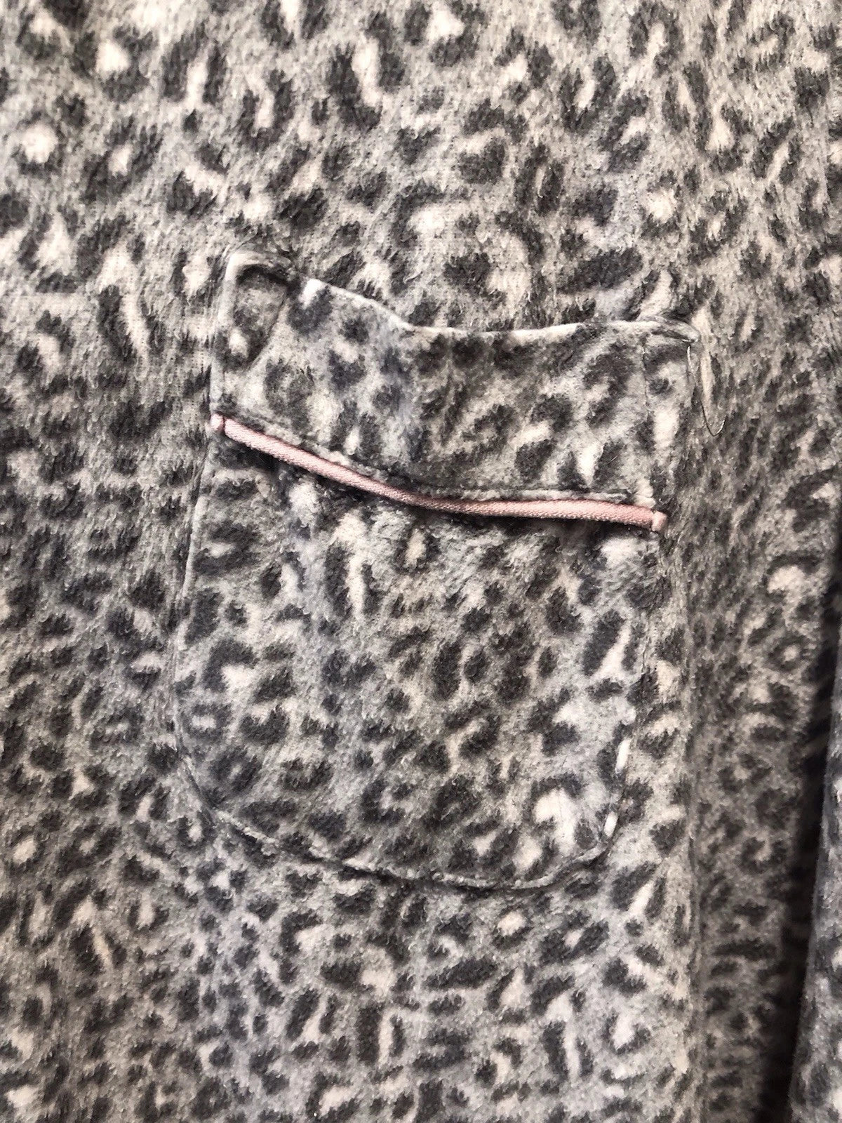 Ellen Tracy XXL Gray White Pink Cheetah Print Fleece Pajama Set Cozy Comfort