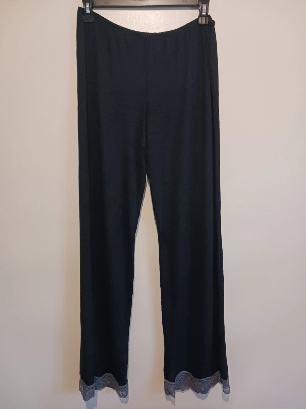 Gilligan & O'Malley Black Pajama Set Pants/Top With Grey Lace Trim Size M