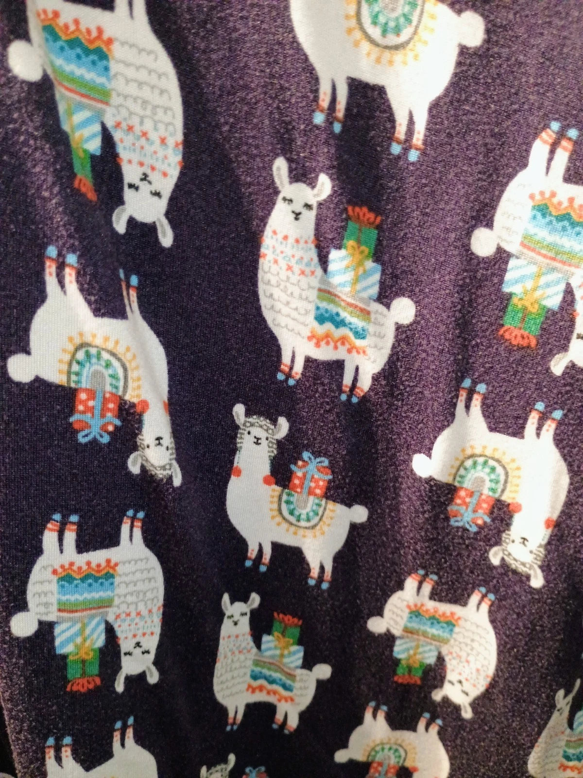Cuddl Duds Pajama Set Women's Size Med. Long Sleeve Llama - Shirt & Bottoms