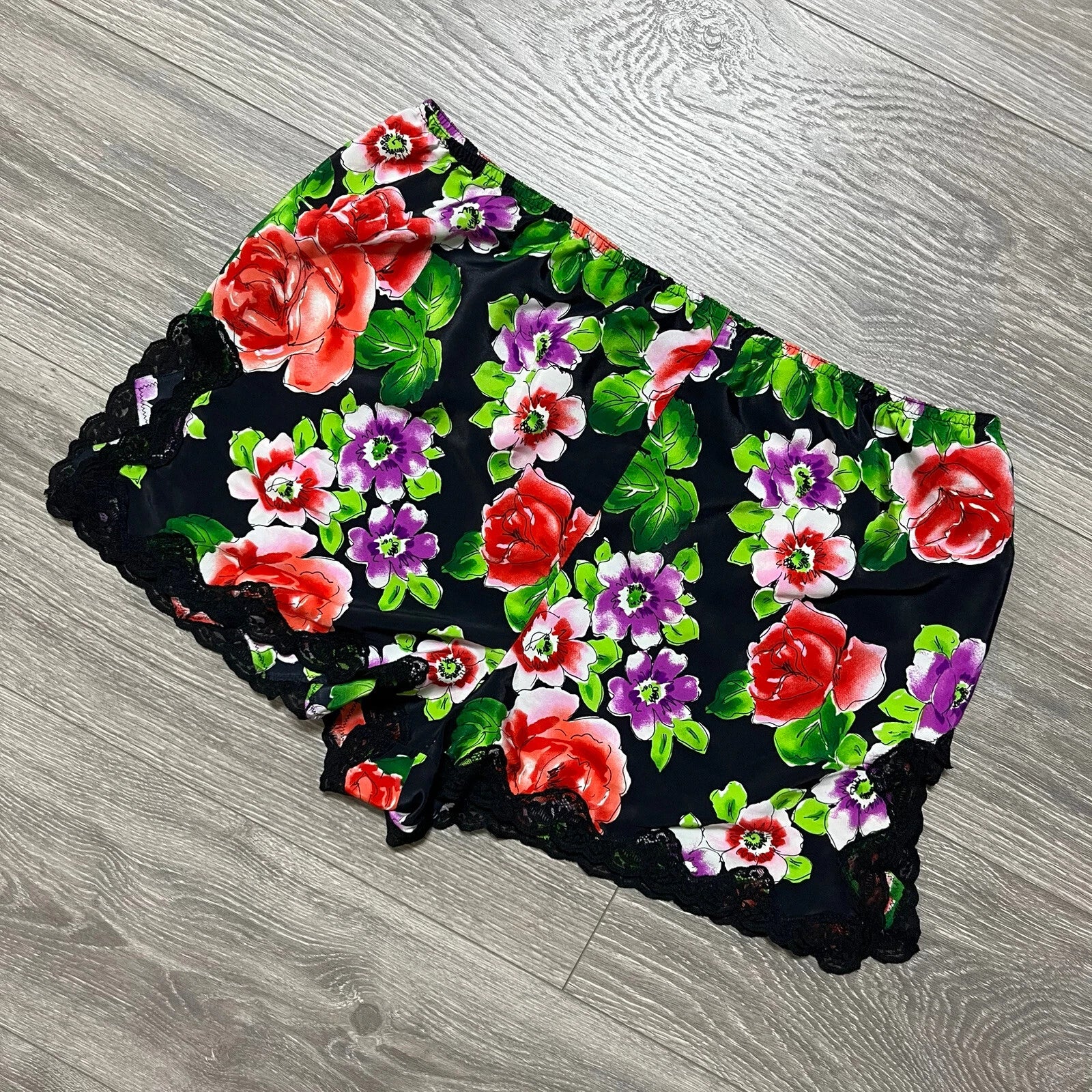 Victorias Secret VTG Gold Label Floral Lace Satin Pajama Shorts Sexy Black M