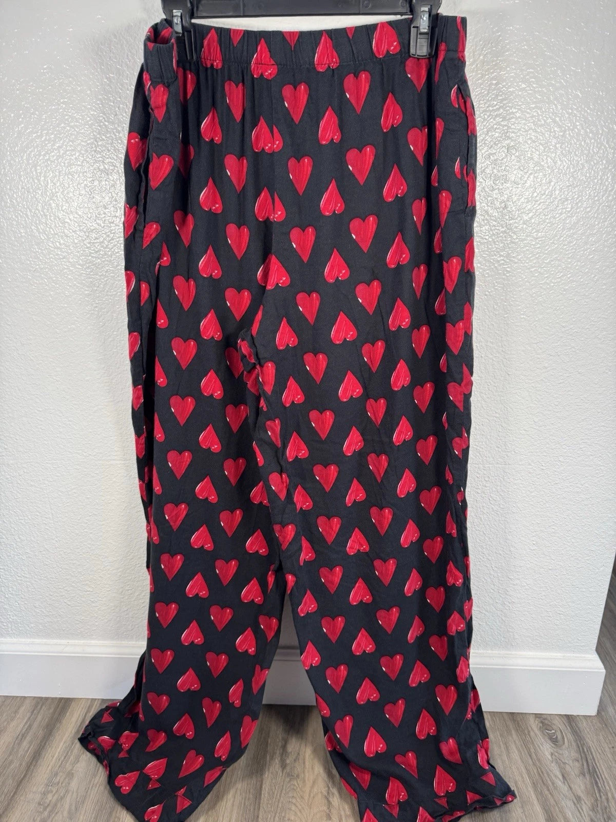 Victorias Secret Pajama Set L Heart Button Up Shirt Pant Sleepwear Cotton Black