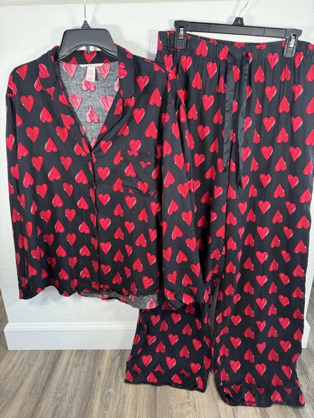 Victorias Secret Pajama Set L Heart Button Up Shirt Pant Sleepwear Cotton Black
