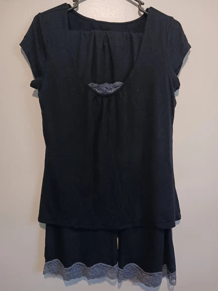 Gilligan & O'Malley Black Pajama Set Pants/Top With Grey Lace Trim Size M