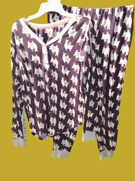 Cuddl Duds Pajama Set Women's Size Med. Long Sleeve Llama - Shirt & Bottoms