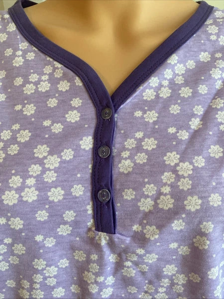 V-Neck Lace Trim Floral Pattern 2-Piece  Pajama Set Size 1X