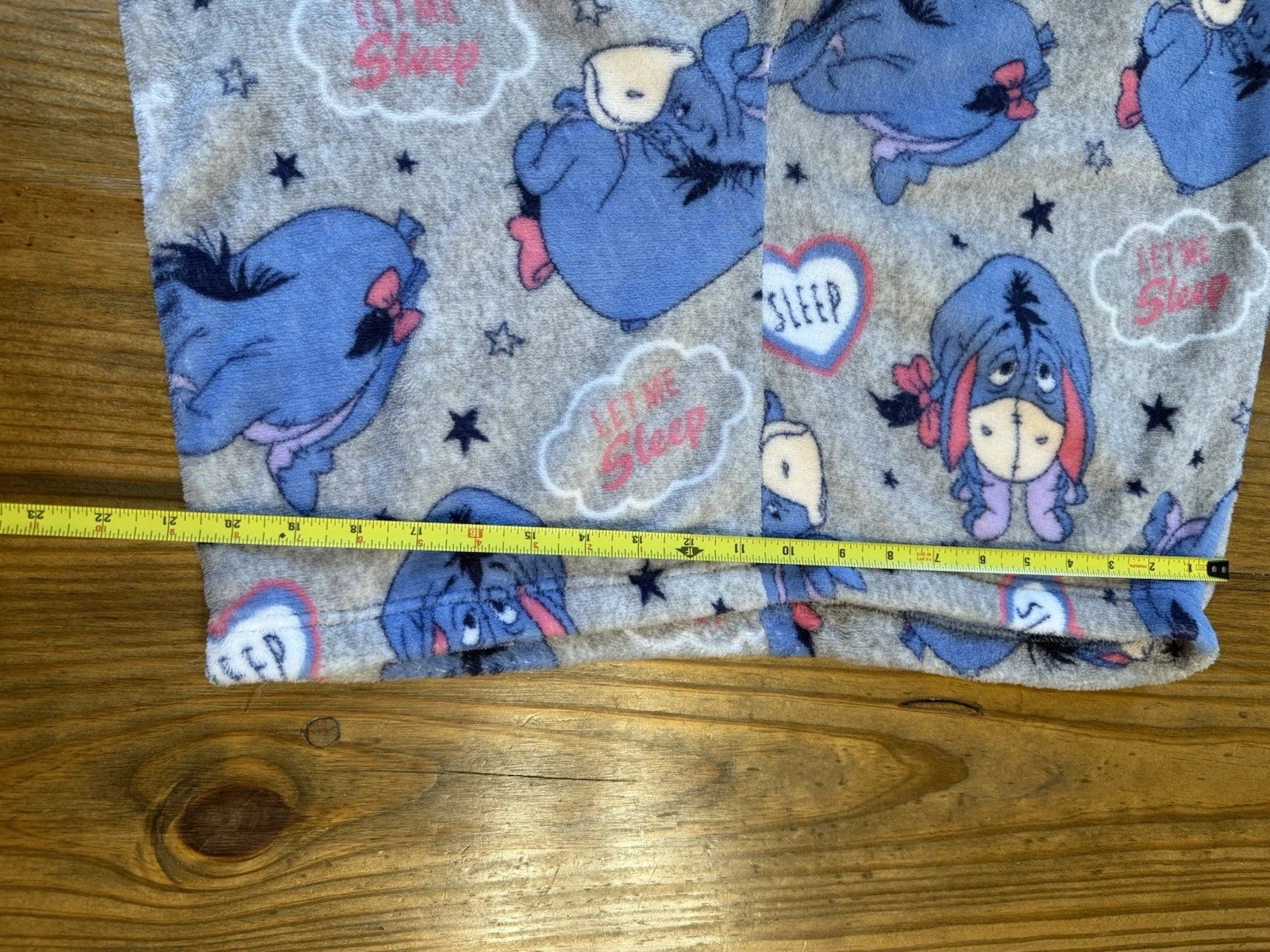 Disney 2 Piece Women’s Fuzzy Pajamas Eeyore Winnie The Pooh Size 2X Let Me Sleep