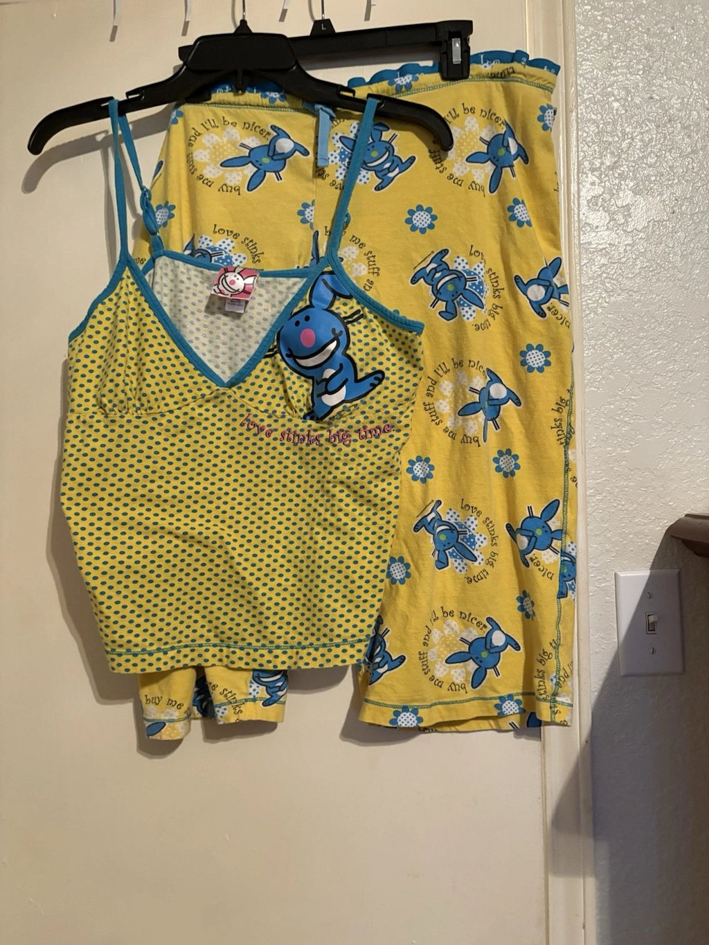 Vintage It’s Happy Bunny 100% Cotton Cami & Capri Pajama Set L/XL