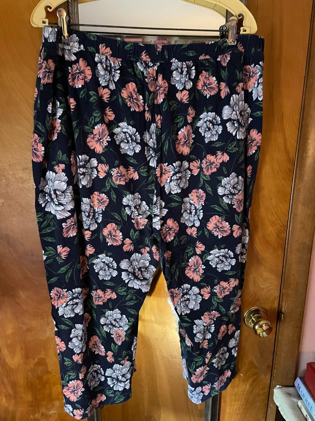 Liz Claiborne Navy Blue Floral Print Capri PJ's - XXL
