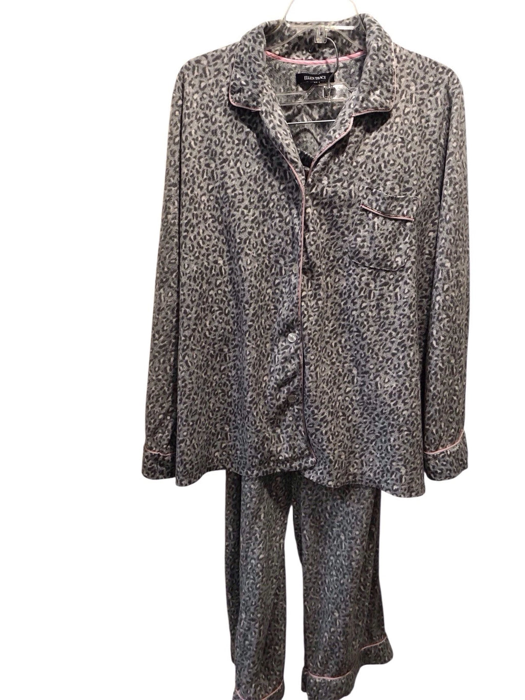 Ellen Tracy XXL Gray White Pink Cheetah Print Fleece Pajama Set Cozy Comfort