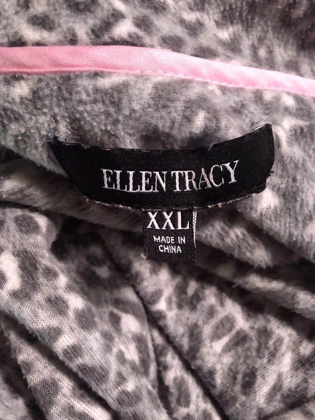 Ellen Tracy XXL Gray White Pink Cheetah Print Fleece Pajama Set Cozy Comfort