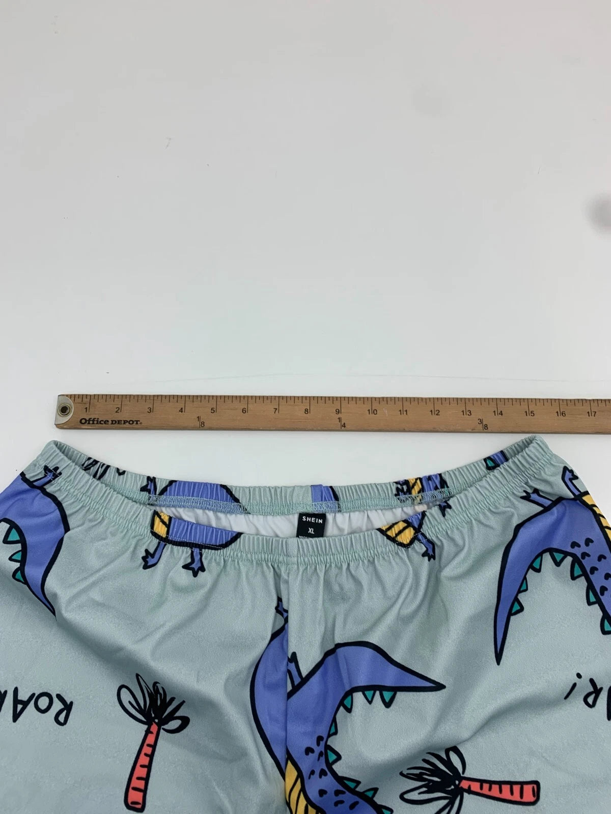 Shein Womens Green Dinosaur Print Pajama Set Size XL