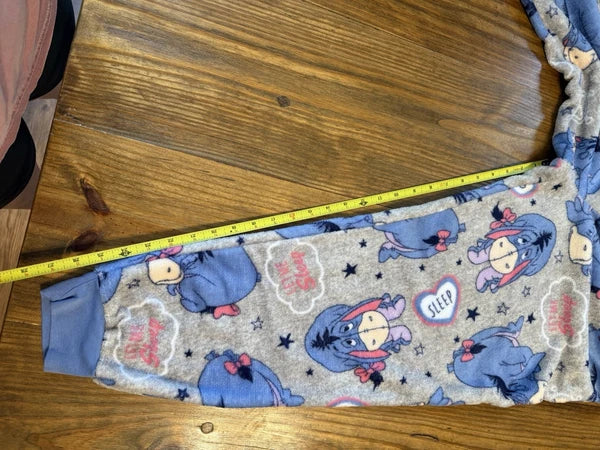 Disney 2 Piece Women’s Fuzzy Pajamas Eeyore Winnie The Pooh Size 2X Let Me Sleep