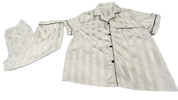 Women's Unbranded White & Black Striped Satin Pajama Set Plus Size 2XL